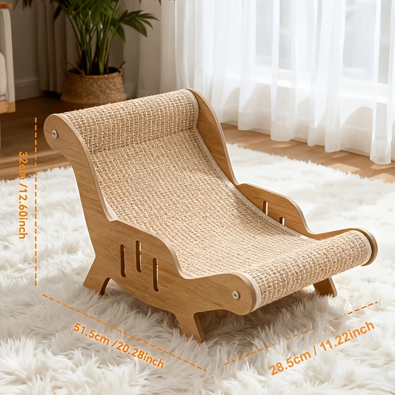 Holz-Katzenliege mit geschwungener Sisal-Kratzfläche und Massangaben: 51,5 cm Länge, 28,5 cm Breite und 32 cm Höhe